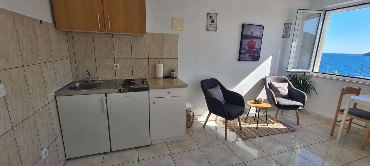 Apartments Matea Studio Apartment Štikovica Eksteriør billede