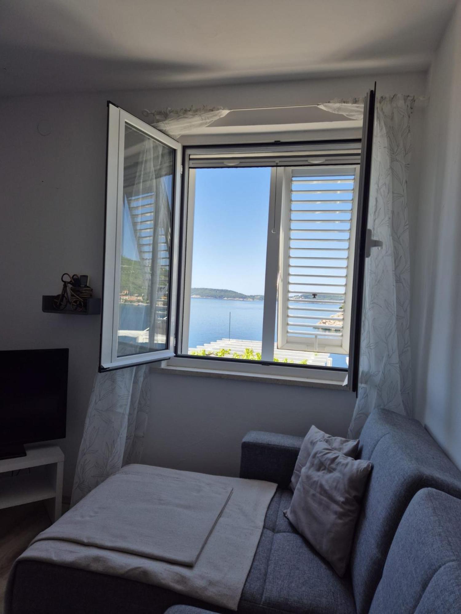 Apartments Matea Studio Apartment Štikovica Eksteriør billede